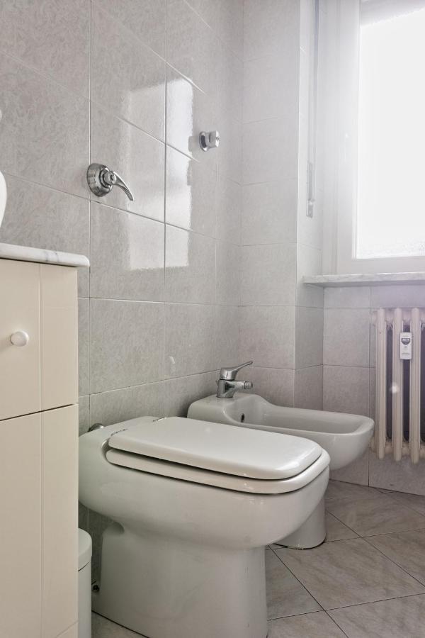 Toc-Toc Apartment A 10 Min Dall'Ospedale Maria Vittoria Торино Екстериор снимка